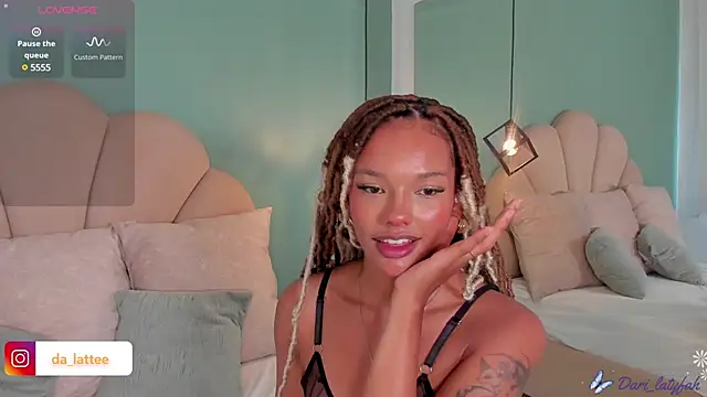 Snapshot of dari_kim chatting on February 2025 12:55:02 PM dari kim online show from February 2025 12:55:02 PM