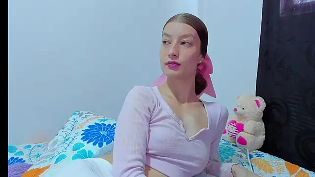 MiiaVolkova online show from April 2026 07:17:01 PM