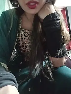 Snapshot of Noor_Darliing chatting on July 2026 03:18:02 PM Noor Darliing online show from July 2026 03:18:02 PM