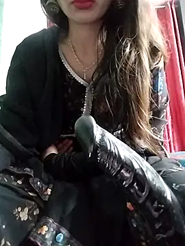 Snapshot of Noor_Darliing chatting on January 2026 03:29:02 PM Noor Darliing online show from January 2026 03:29:02 PM