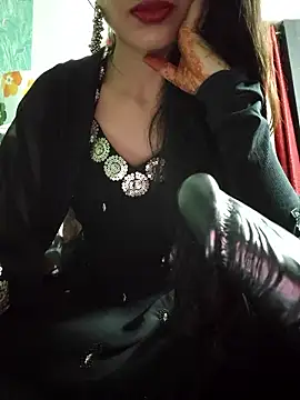 Noor Darliing online show from October 2025 04:18:02 PM