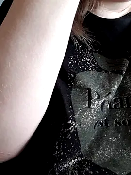 D Marinna online show from February 2026 07:55:01 AM