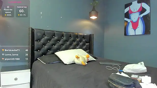 Sophiietaylor online show from November 2025 11:31:02 PM