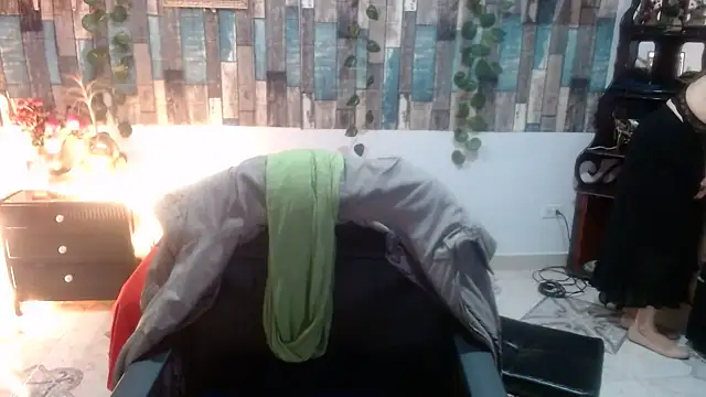 Snapshot of KarimaSarabe chatting on September 2025 09:24:01 PM KarimaSarabe online show from September 2025 09:24:01 PM