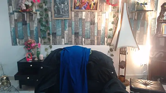 Snapshot of KarimaSarabe chatting on November 2025 08:53:02 PM KarimaSarabe online show from November 2025 08:53:02 PM