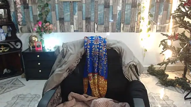 Snapshot of KarimaSarabe chatting on December 2025 09:14:02 PM KarimaSarabe online show from December 2025 09:14:02 PM