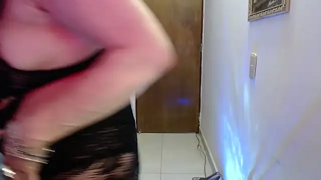 KarimaSarabe online show from February 2026 09:47:02 PM