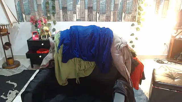 Snapshot of KarimaSarabe chatting on October 2025 09:07:02 PM KarimaSarabe online show from October 2025 09:07:02 PM