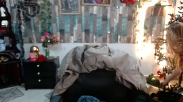 KarimaSarabe online show from December 2025 09:39:01 PM