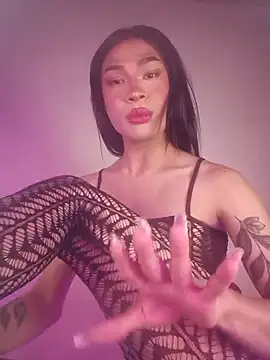 Victor-and-shelly online show from November 2025 05:50:01 AM