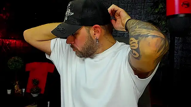 LexXHardy online show from October 2025 11:27:02 PM