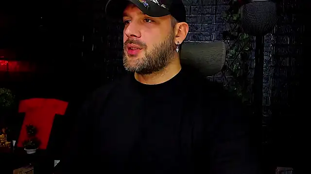 LexXHardy online show from October 2025 06:40:01 PM