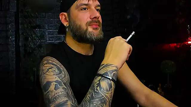 LexXHardy online show from November 2025 02:27:01 PM