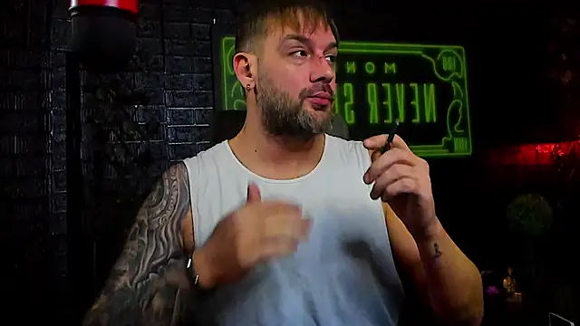 LexXHardy online show from December 2025 09:55:02 AM