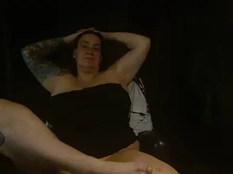 SimoneMoore online show from December 2025 08:02:02 AM