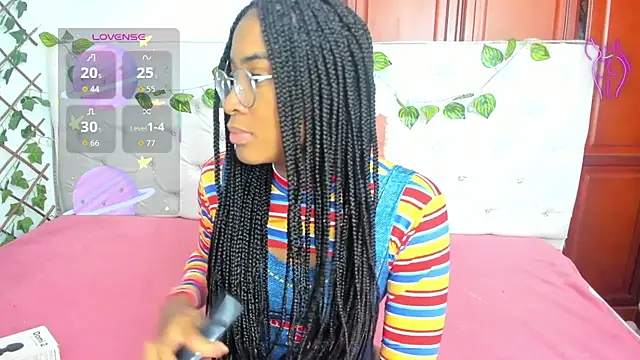 Snapshot of Andrea_Williams24 chatting on October 2025 12:18:01 PM Andrea Williams24 online show from October 2025 12:18:01 PM