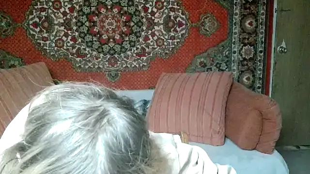 Kathlyn  Heath online show from December 2025 06:11:02 PM