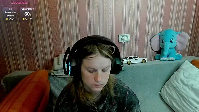 Kathlyn  Heath online show from April 2026 06:42:02 PM