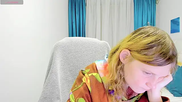 Kathlyn  Heath online show from November 2025 08:24:01 PM