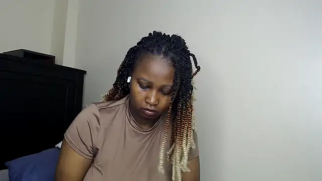 Snapshot of NIKKIE_LOVE chatting on March 2026 08:18:01 AM NIKKIE LOVE online show from March 2026 08:18:01 AM