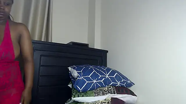 NIKKIE LOVE online show from November 2025 12:33:02 AM