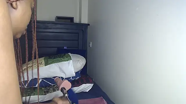 NIKKIE LOVE online show from December 2025 10:17:02 AM