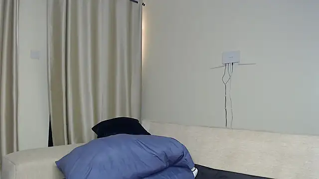 NIKKIE LOVE online show from November 2025 07:33:02 AM