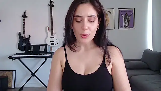 Lilith  D online show from October 2025 12:09:01 PM
