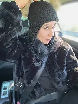 Lilith  D online show from February 2025 02:37:01 PM
