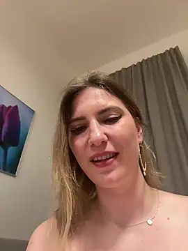 Snapshot of secretcrazy69 chatting on February 2025 12:09:02 AM secretcrazy69 online show from February 2025 12:09:02 AM