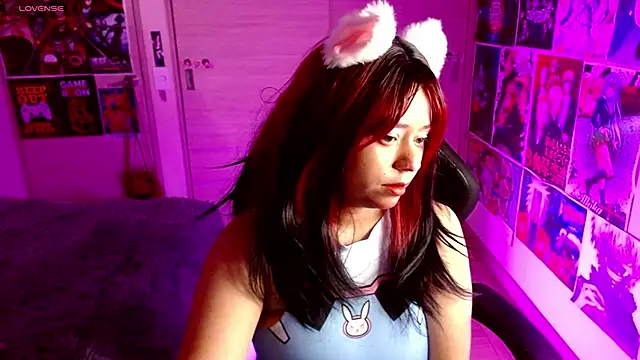 Emmachan19 online show from November 2025 06:57:02 AM