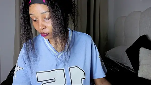 sexycabdy online show from November 2025 09:07:01 PM