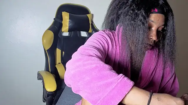 sexycabdy online show from December 2025 04:06:02 PM