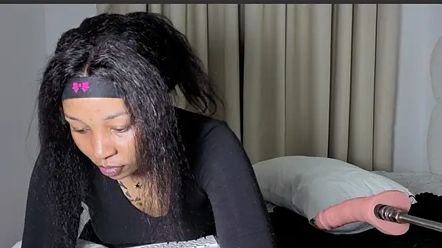 sexycabdy online show from November 2025 11:10:01 PM