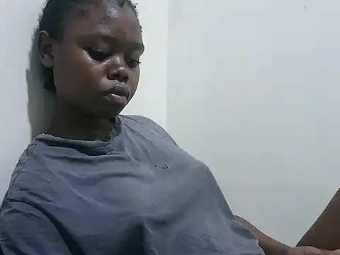 maggyjan online show from November 2025 11:25:01 PM