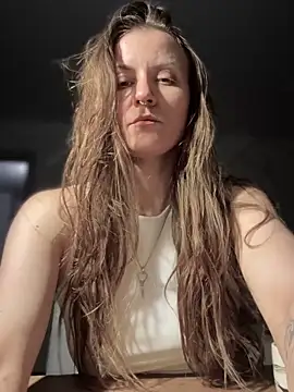 MissAgatha online show from May 2026 08:34:02 PM