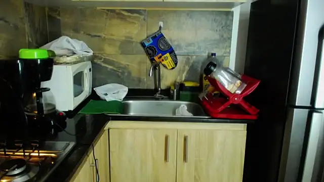 michacosio online show from October 2025 12:20:02 AM