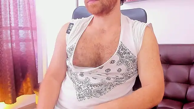 michacosio online show from December 2025 04:11:01 PM