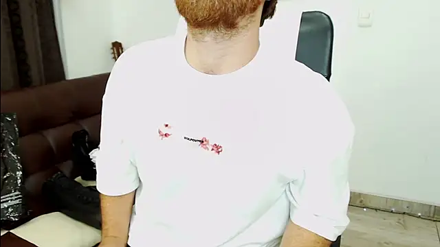 michacosio online show from October 2025 06:25:01 AM