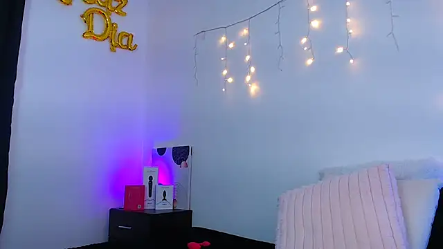 Isa Maiden1 online show from March 2026 05:03:02 PM