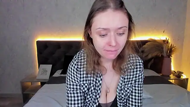 Snapshot of Linda_Bryant chatting on January 2026 12:47:02 AM Linda Bryant online show from January 2026 12:47:02 AM