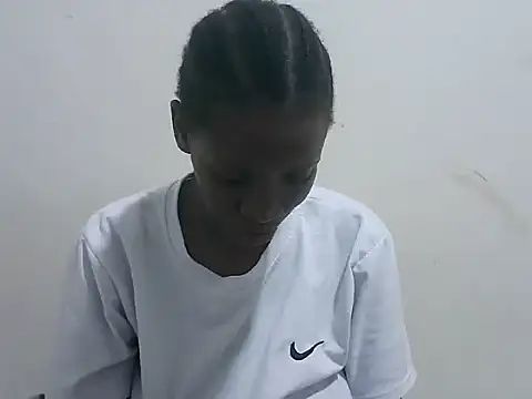 prettybeee online show from April 2026 09:16:01 PM