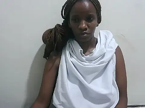 Snapshot of prettybeee chatting on February 2026 10:30:02 PM prettybeee online show from February 2026 10:30:02 PM