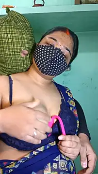 Snapshot of hotty_Sexy-couple chatting on February 2025 04:58:02 AM hotty Sexy-couple online show from February 2025 04:58:02 AM