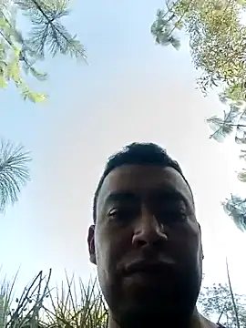 Diego leon27 online show from November 2025 08:24:02 PM