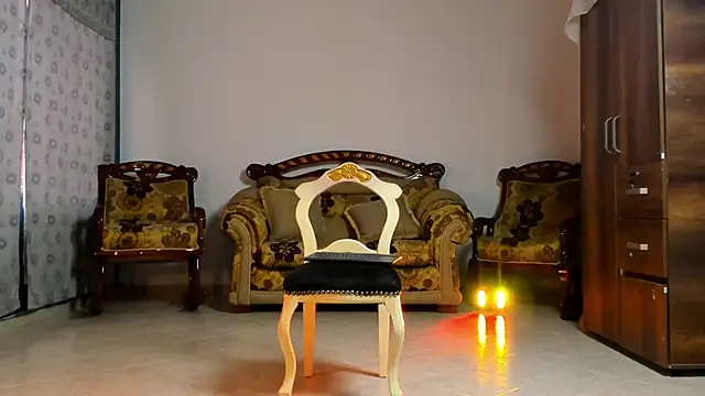 Snapshot of Nonbinaryangel_ chatting on February 2025 10:04:01 PM Nonbinaryangel online show from February 2025 10:04:01 PM