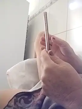 mariy522 online show from October 2025 01:14:02 PM