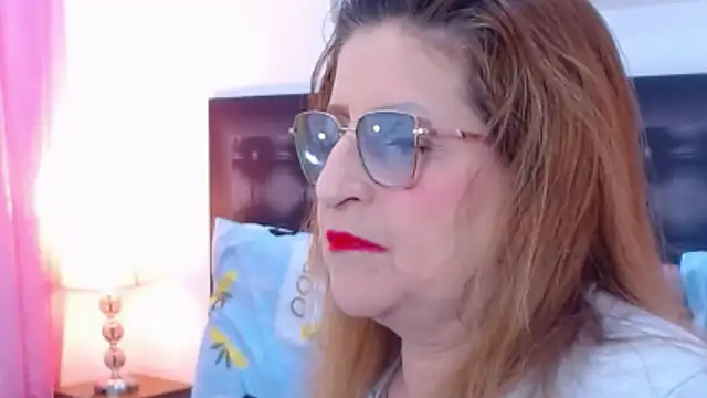 Snapshot of sandra_20 chatting on November 2025 10:42:02 AM sandra 20 online show from November 2025 10:42:02 AM