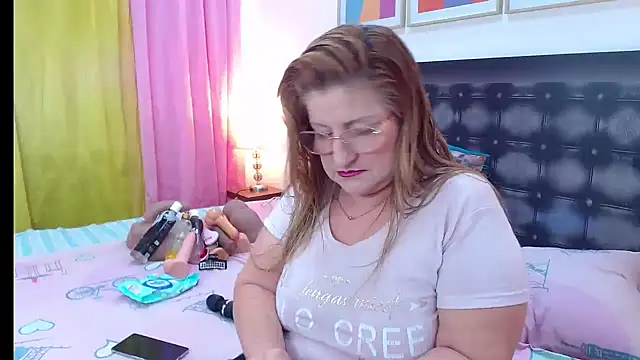 sandra 20 online show from May 2026 10:45:02 AM
