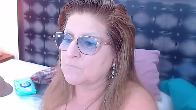 Snapshot of sandra_20 chatting on September 2025 10:41:02 AM sandra 20 online show from September 2025 10:41:02 AM